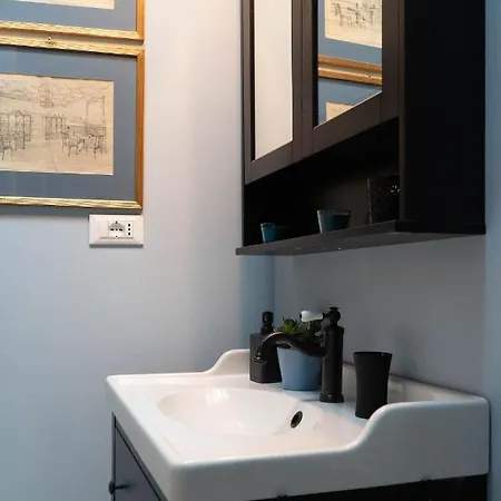 Apartment Beauty Intimate, Quiet And *