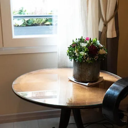 Apartment Beauty Intimate, Quiet And Bologna
