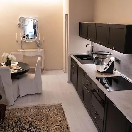 Apartment Beauty Intimate, Quiet And *