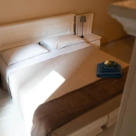 Apartment Beauty Intimate, Quiet And Bologna