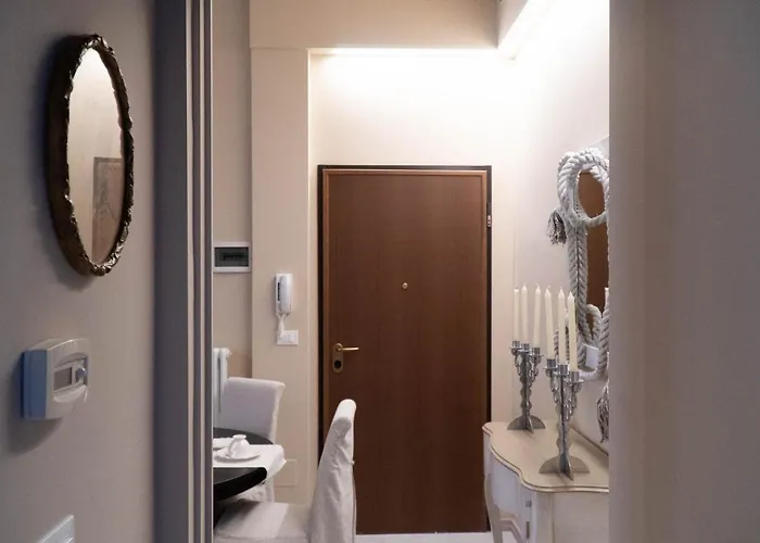 Beauty Intimate, Quiet And 볼로냐