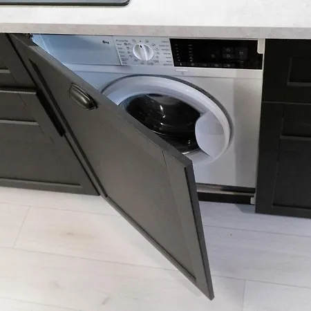 Beauty Intimate, Quiet And * بولونيا